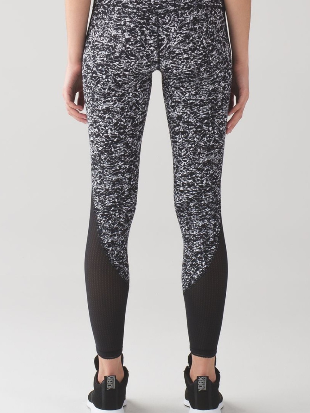 Lululemon deep breathe tights